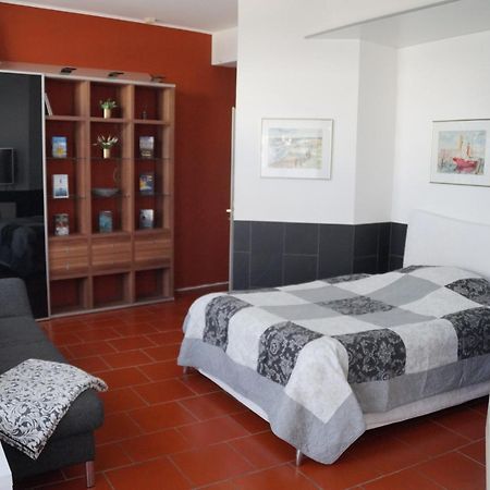 Studio-Apartment - Einraumwohnung Cuxhaven Bagian luar foto