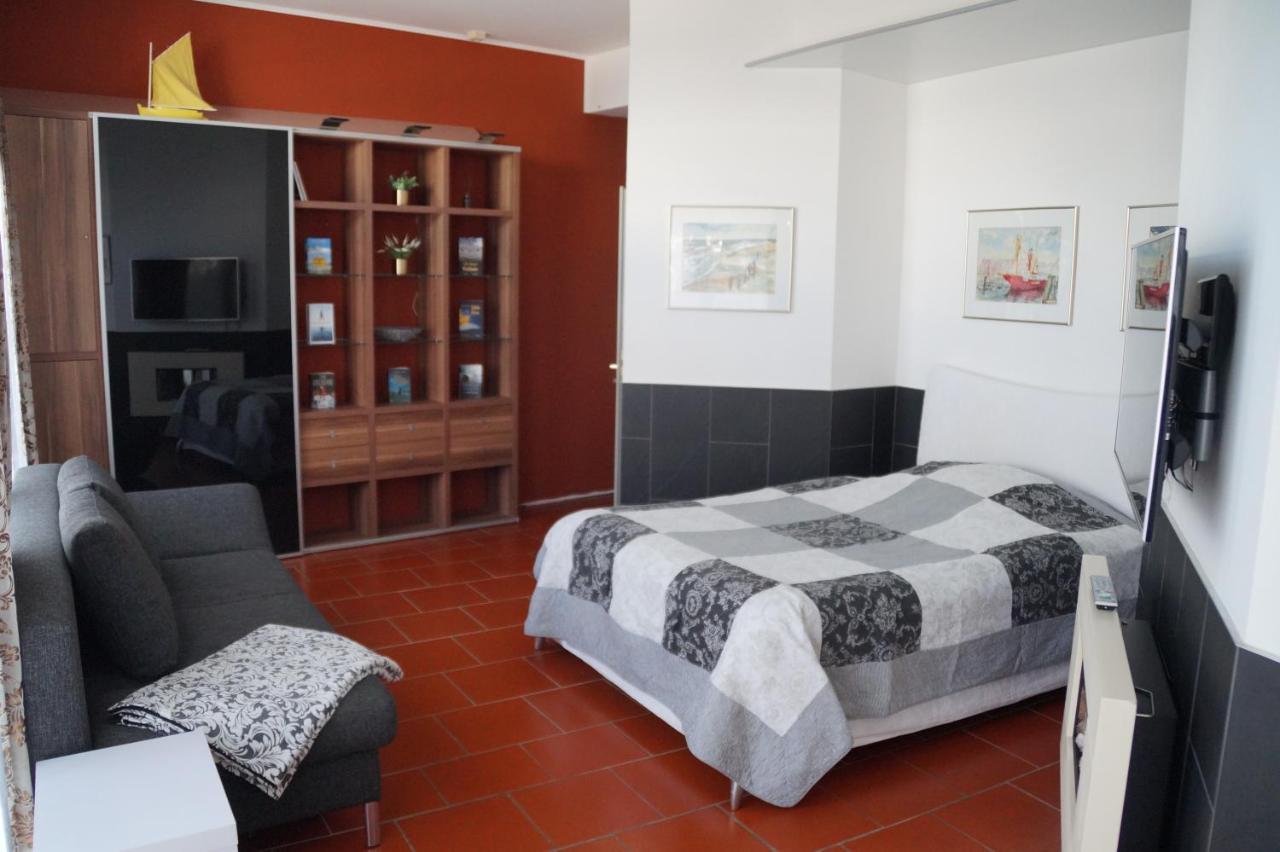 Studio-Apartment - Einraumwohnung Cuxhaven Bagian luar foto